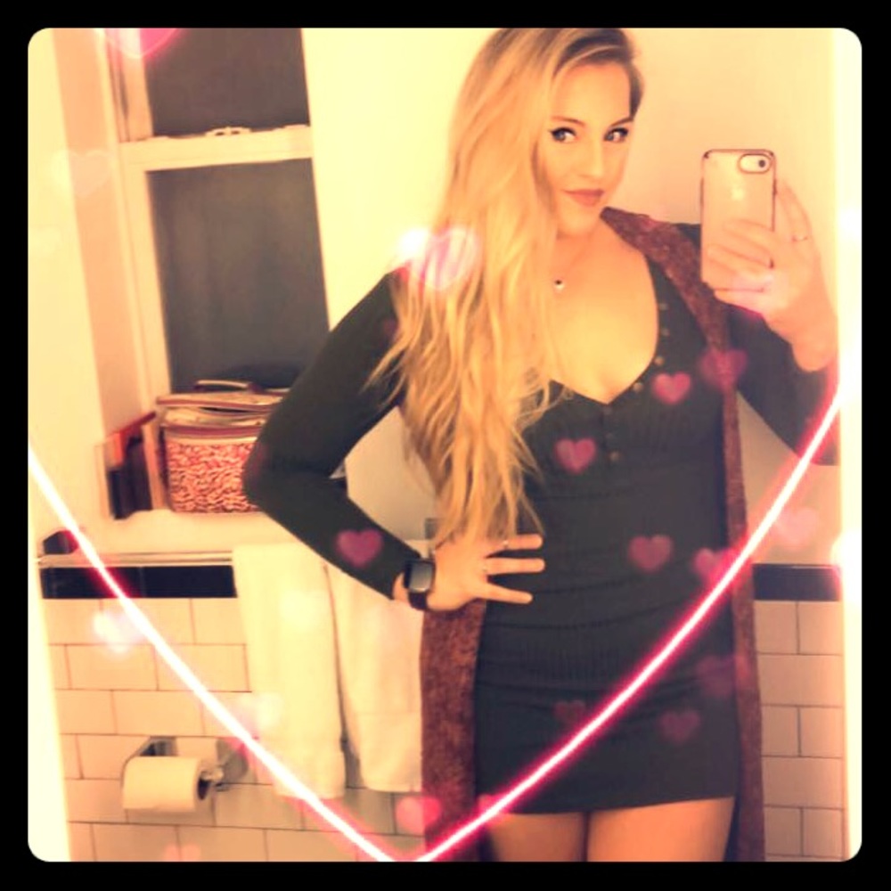 Meet your Posher, Alanna